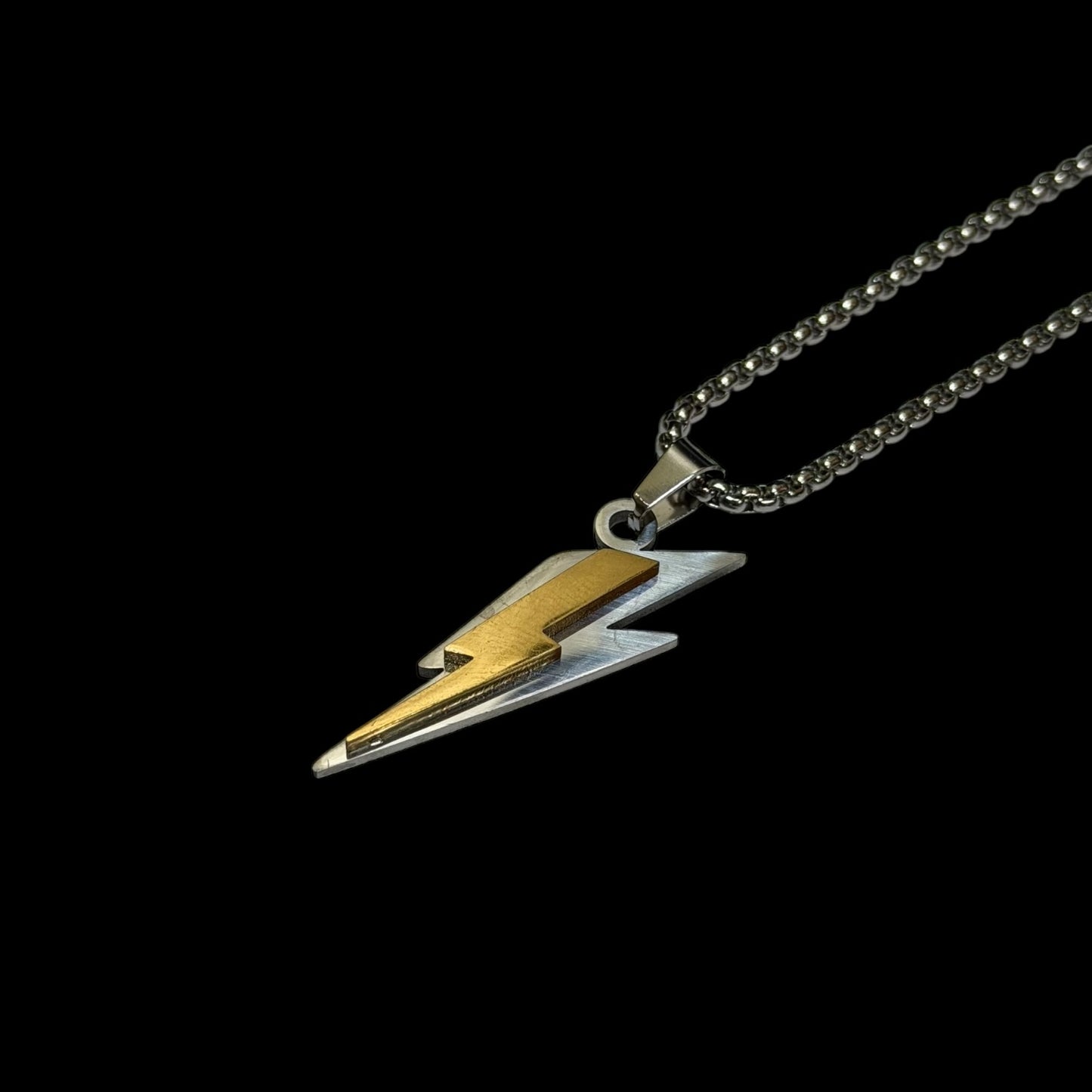 Thunder necklace