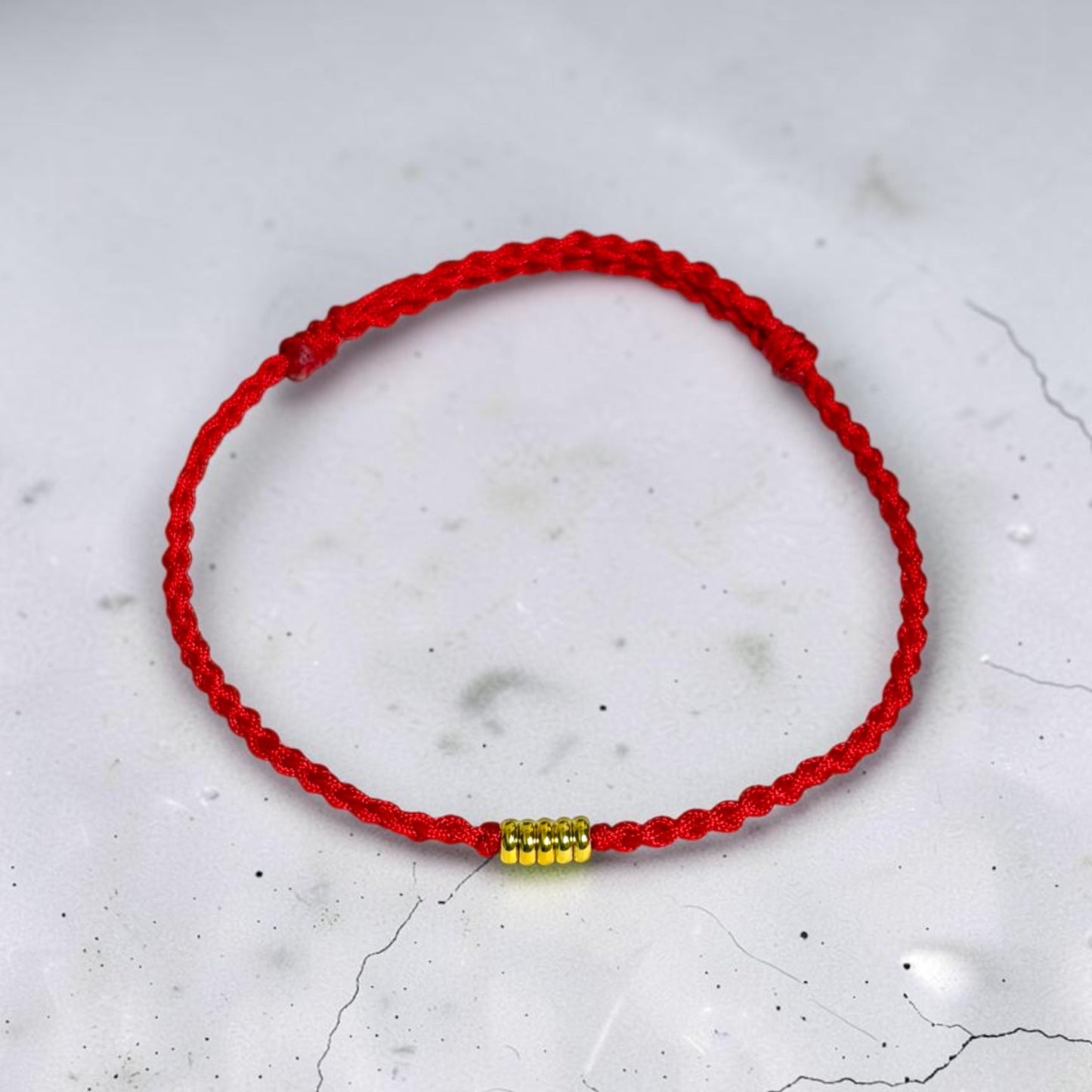 Crimson Gold Rings Bracelet