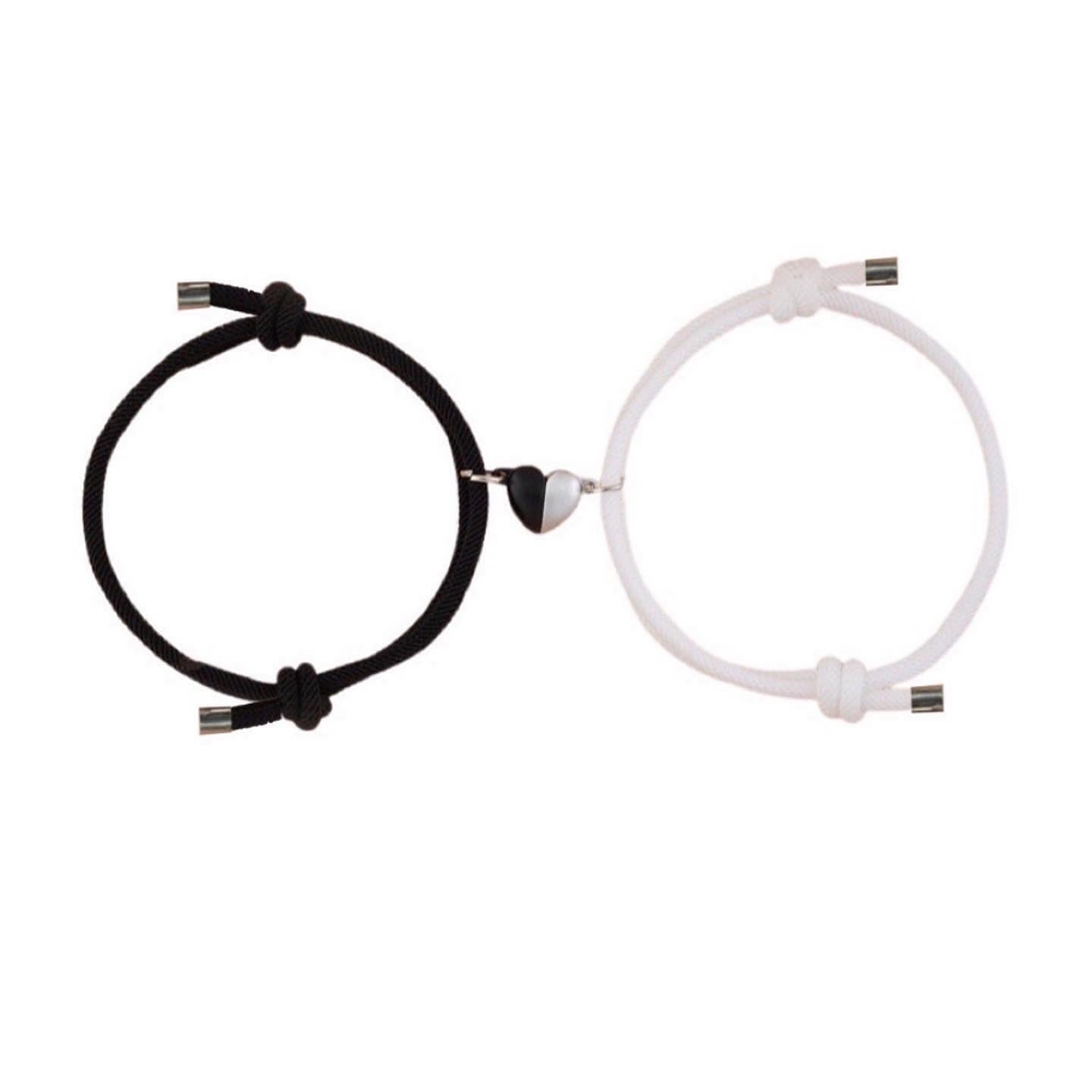 مجموعة أساور على شكل قلب مغناطيسي