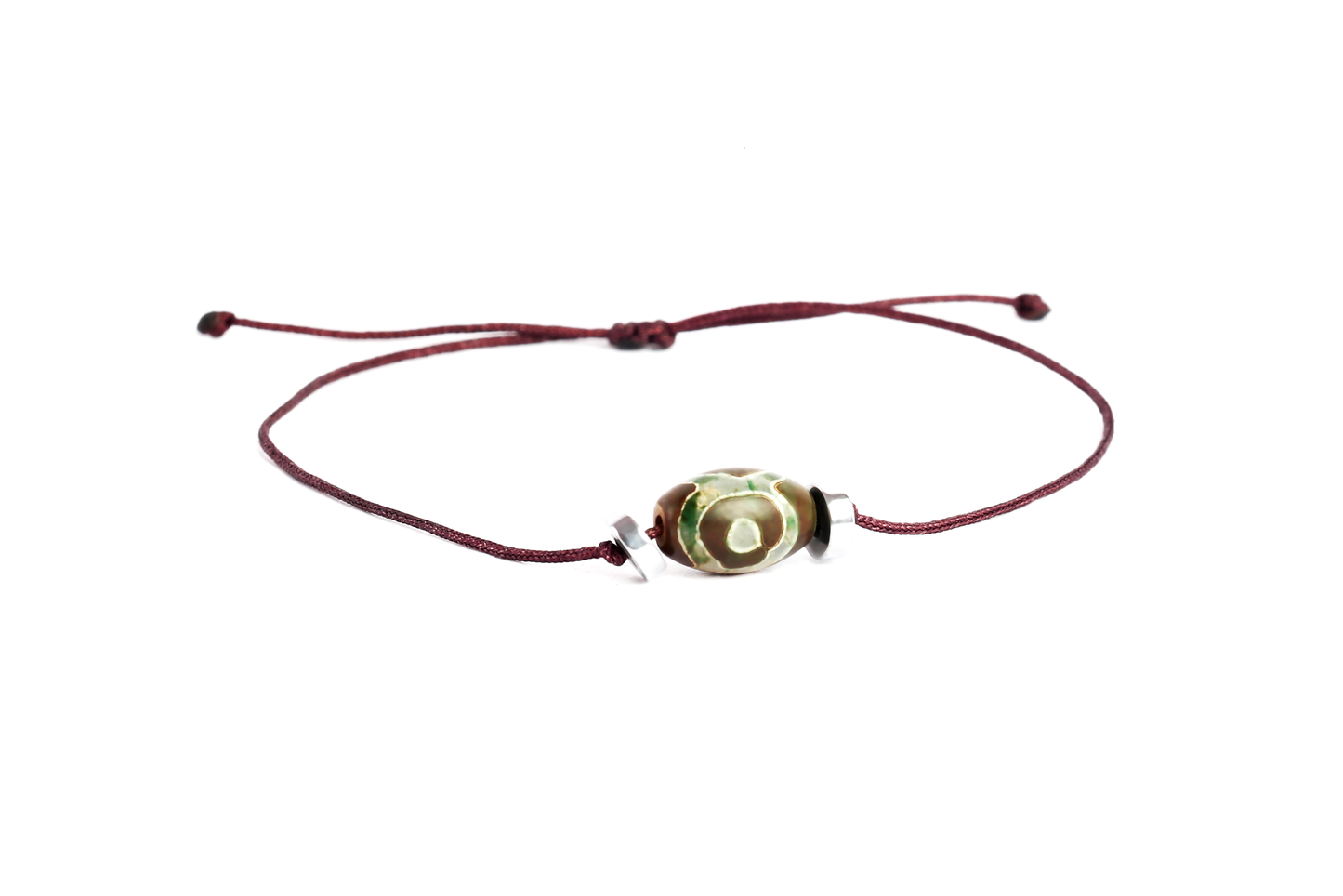 طقم سوار سداسي أخضر وباركورا عين خضراء