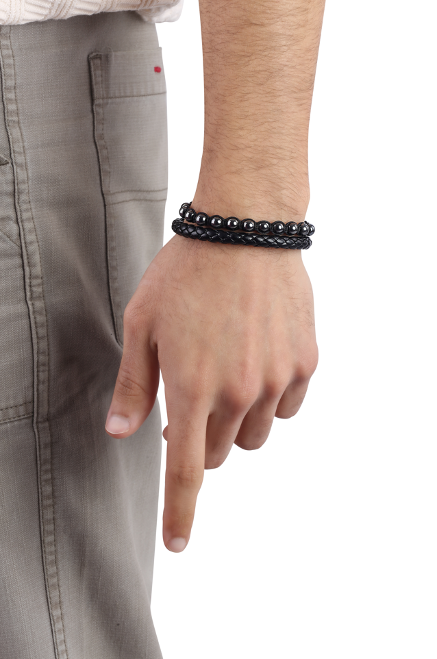 مجموعة أساور جلدية مكونة من 8 عقد