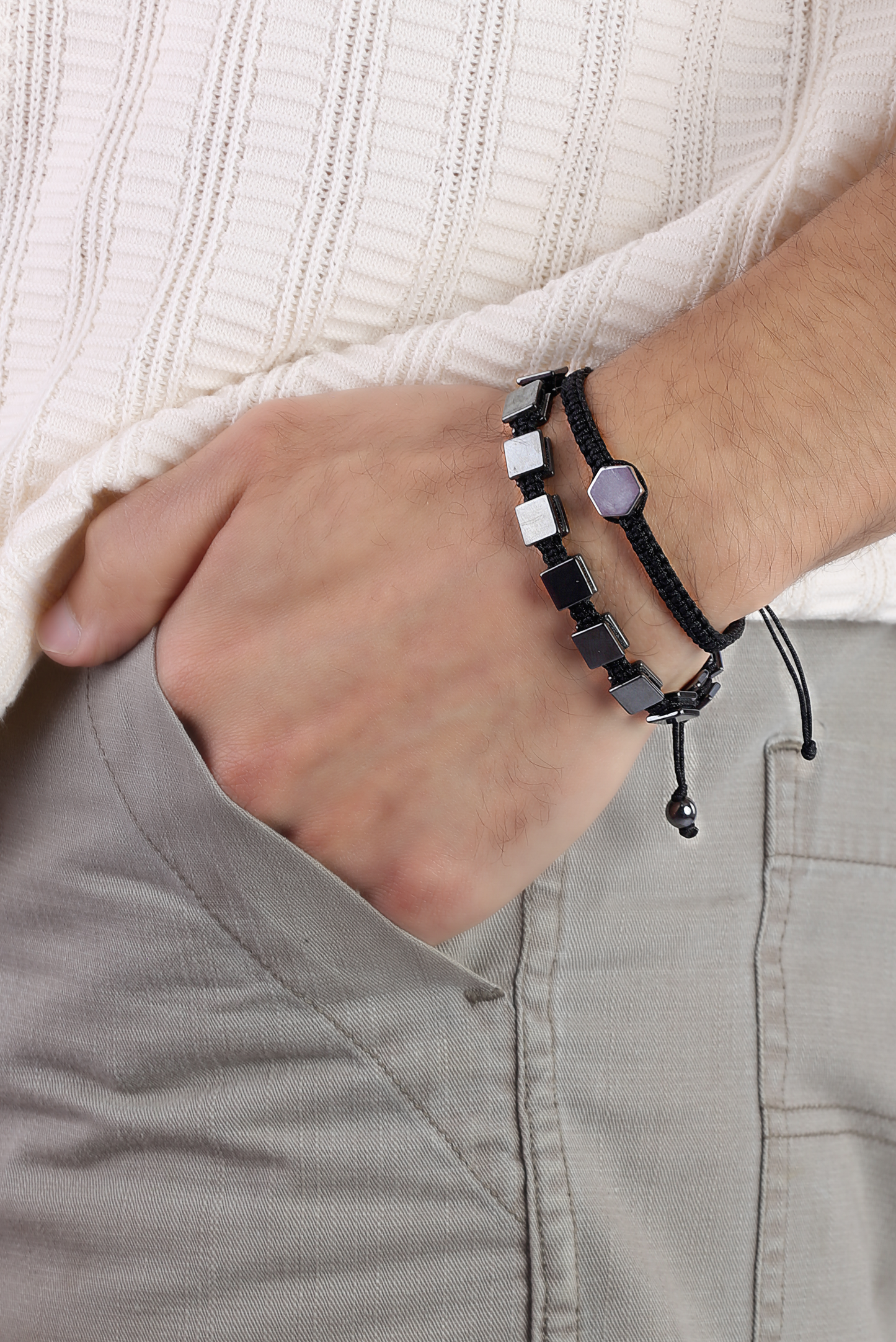 مجموعة مربعات سداسية سوداء