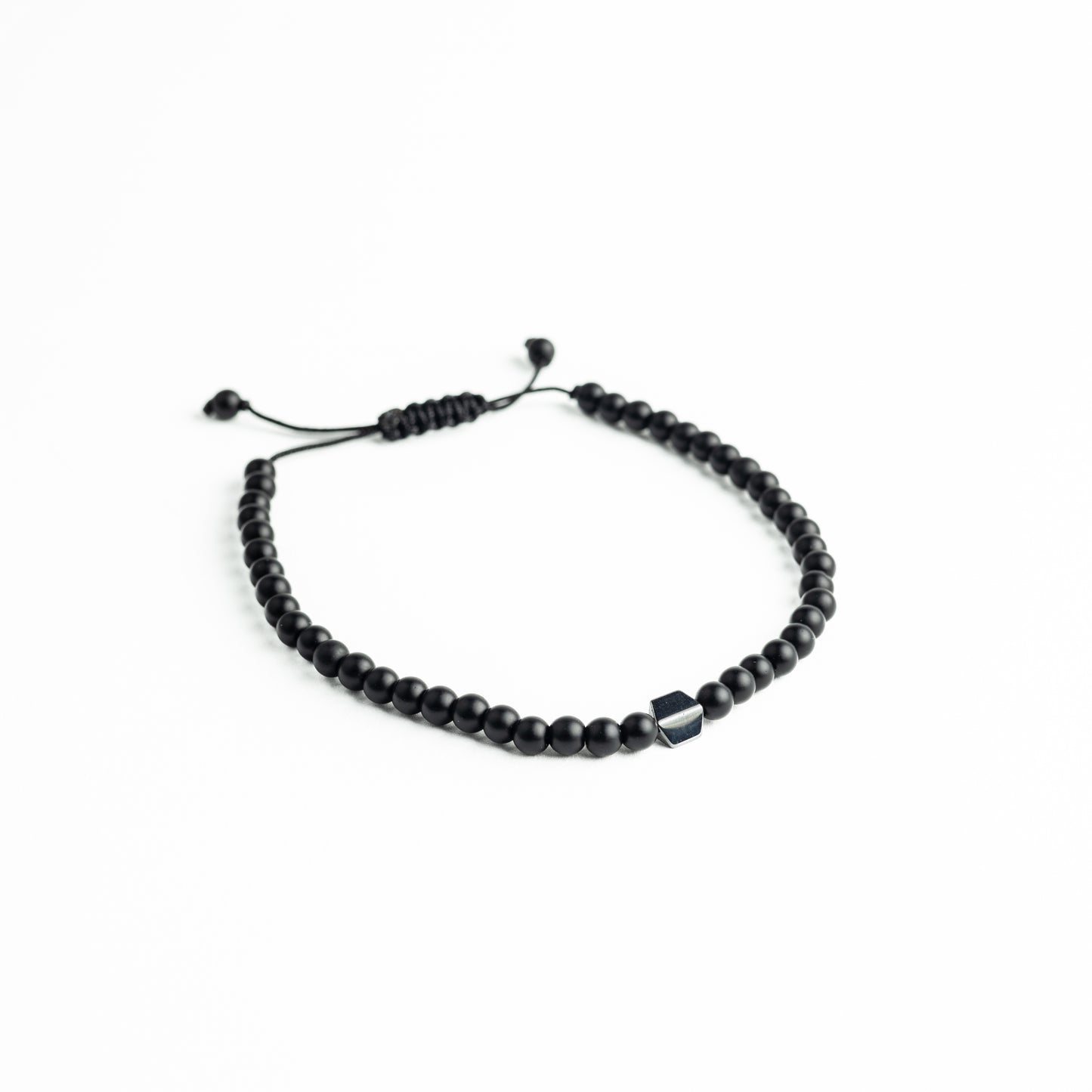 Solitary Hematite Onyx Bracelet