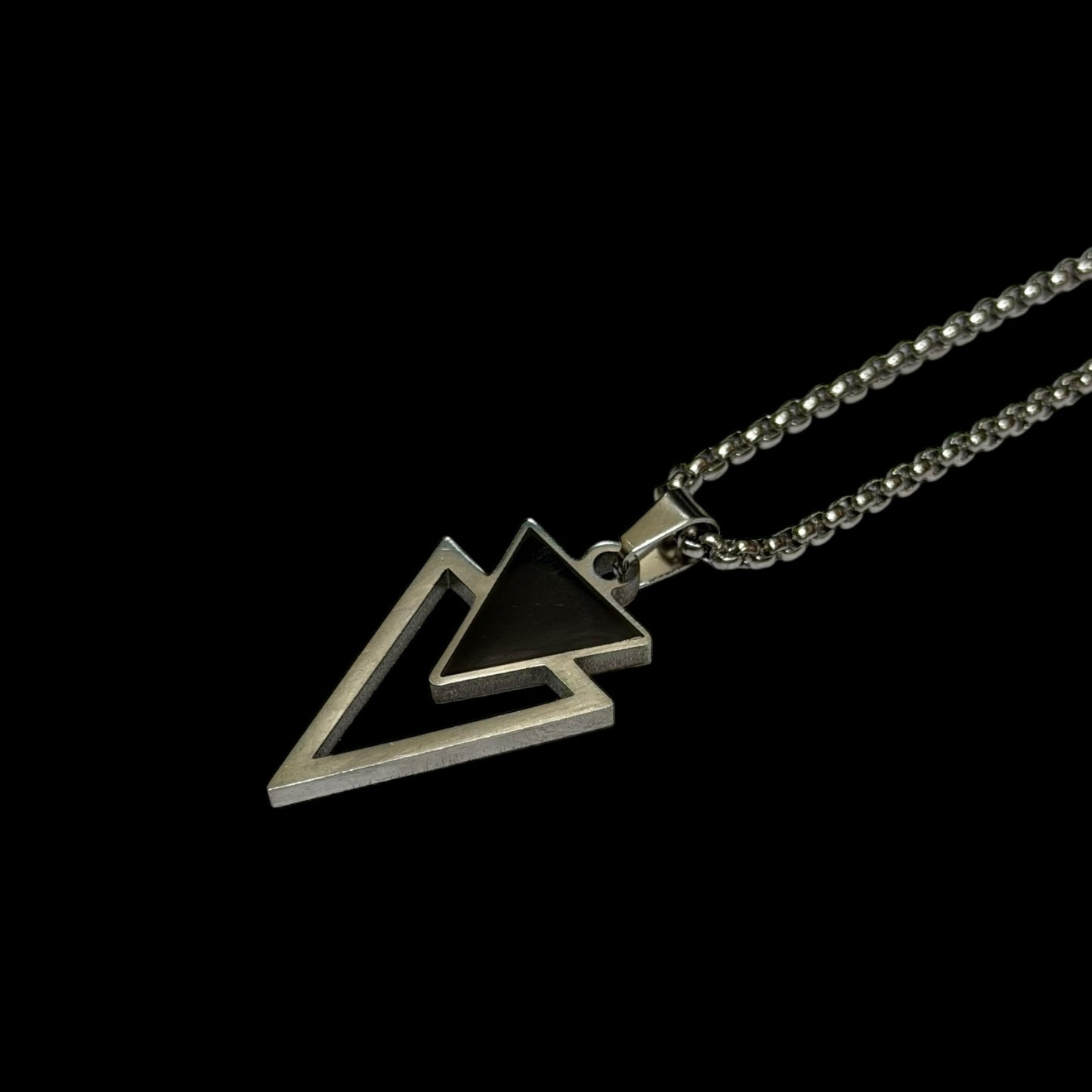 Vertex Line Necklace