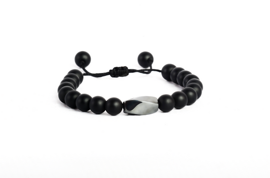 Hematite Bar with onyx bracelet 8 mm